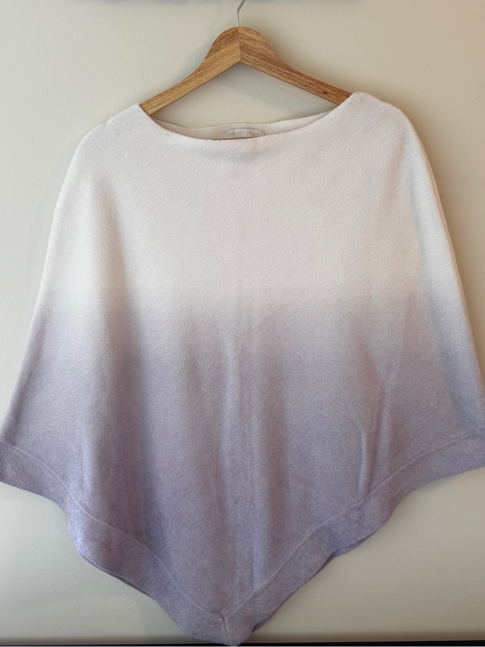 Barefoot Dreams CozyChic Ultra Light Ocean Breeze Ponco Ombré Soft Violet OS